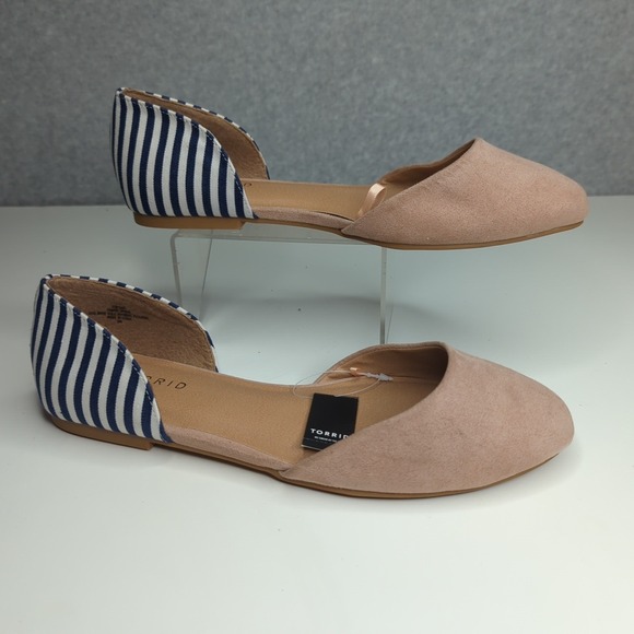 Torrid Blush Pink Two Tone Dorsay Pointed Toe Flats - Women's Size 9 - Picture 1 of 6